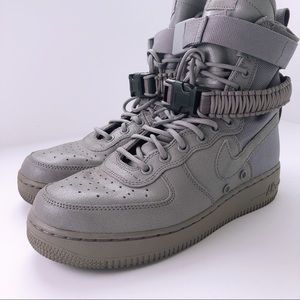 Nike SF Air Force 1 Dust Grey Size 8M